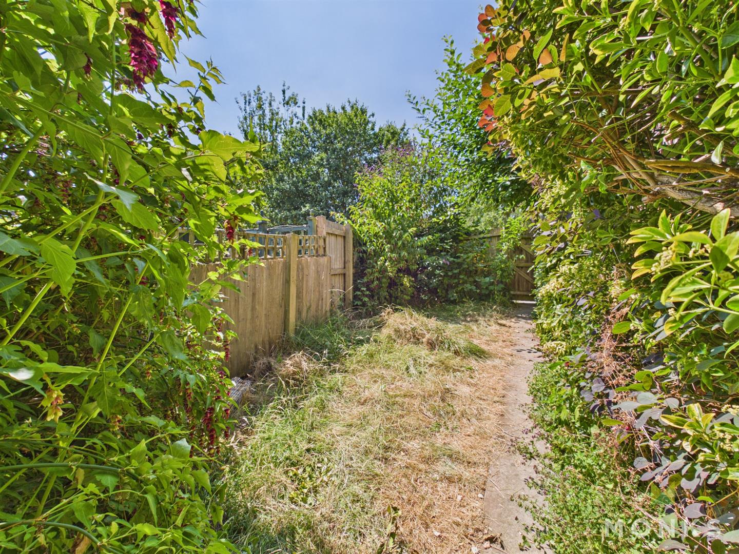 108 Welsh Walls, Oswestry, SY11 1RW For Sale